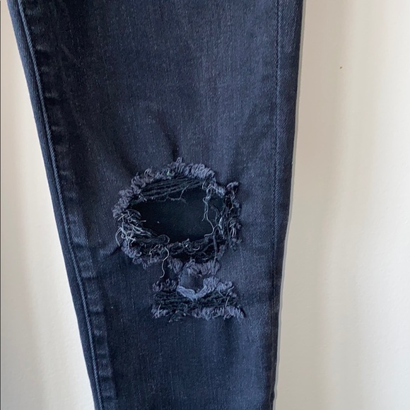American Eagle Ne(x)t Level Ripped Hi-Rise Jegging Black Wash - Picture 9 of 13